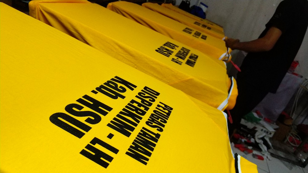 Proses Cetak Kaos Dari Desain Hingga Hasil Akhir