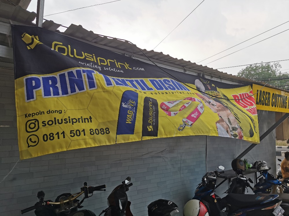apa itu spanduk kain