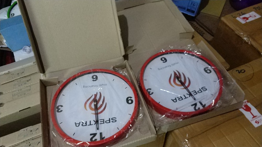 jam dinding kustom